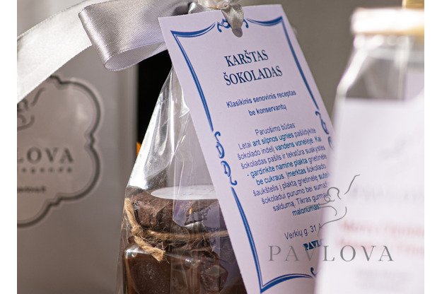 Tradicinis karštas šokoladas indelyje