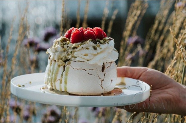 Mini tortas Ana Pavlova, DUBAJ STYLE 