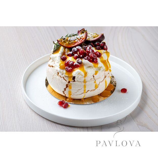 Mini tortas Pavlova su pasiflorų tiara