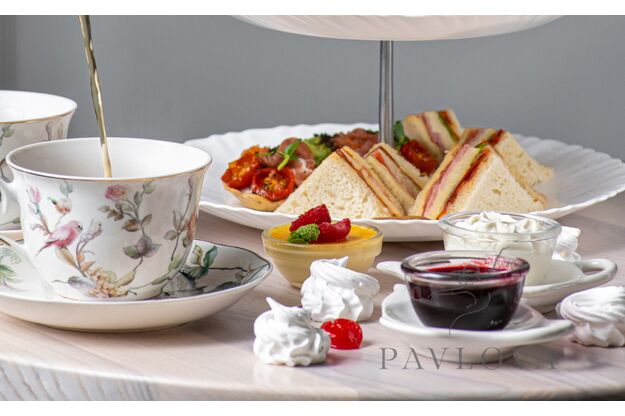 Popietės arbatėlė su šampanu (Champagne Afternoon Tea)  